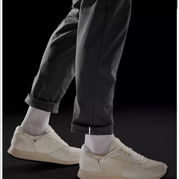 Lululemon Men's ABC Black Pants Size 34 X 30 Slim - Picture 6 of 14